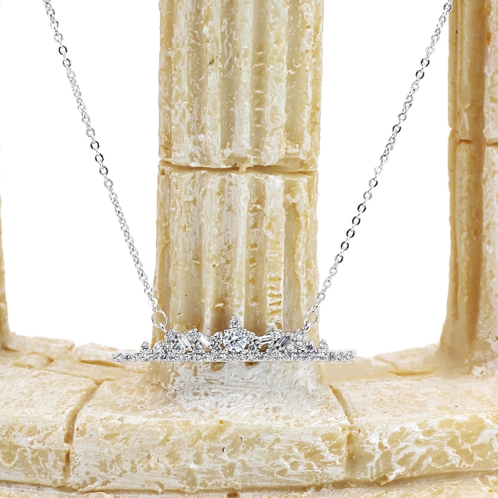 Sterling silver exquisite sparkling crystal silver necklace